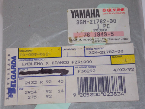 NOS YAMAHA 1990 FRZ1000 EMBLEM STICKER DECAL GRAPHIC MARK 3GM-21782-30